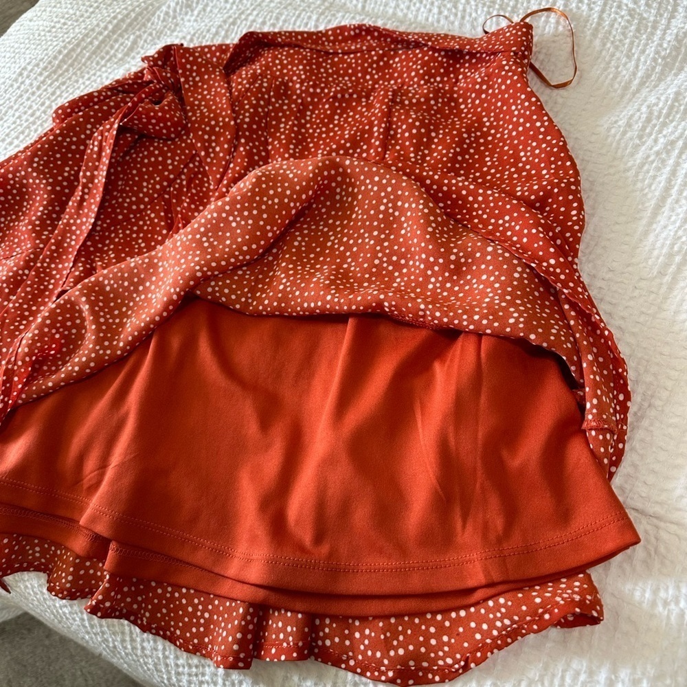 Altar’d State Size Large Orange Polka Dot faux wrap skirt with ruffles, EUC - Picture 11 of 13